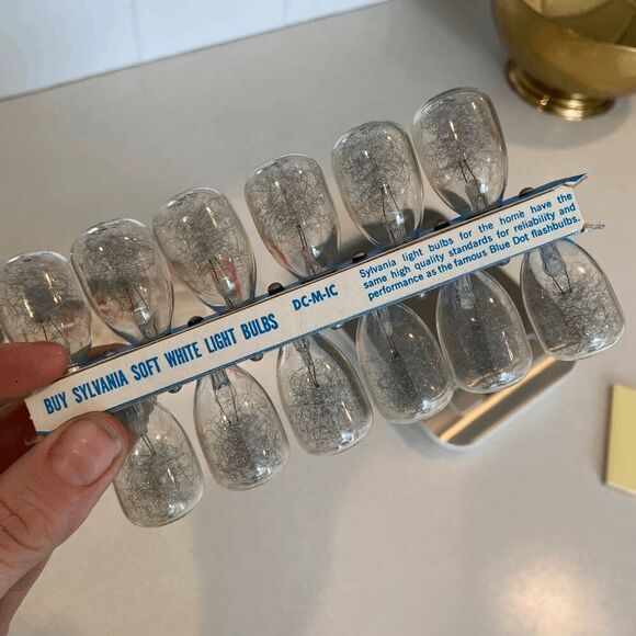 Vintage Sylvania Blue Dot M3 Flashbulbs, 12 Clear Bulbs in Original Box - Picture 2 of 10